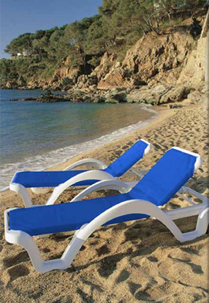 Model US202006 | Catalina Commercial Chaise Lounge Chairs (Blue/White)