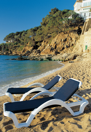 Catalina Commercial Chaise Lounges