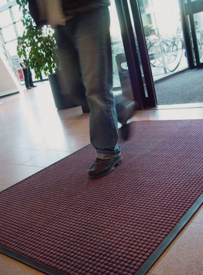 Guzzler� Entrance Mat