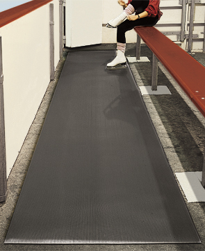Skate-Spike� | Skate Resistant Hockey Rink Mat