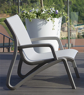 Sunset Collection Lounge Chair with Armrests