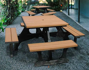 Model DF4S-P | Town Square Recycled Plastic Picnic Table